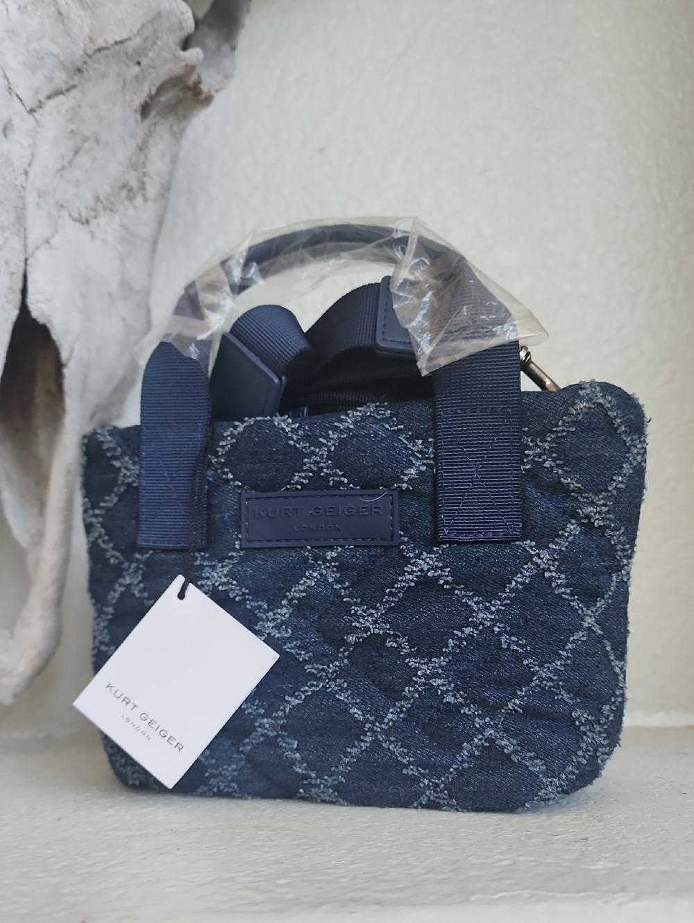 2023 RUNWAY KURT GEIGER LONDON DENIM  XS FABRIC SHOPPER CROSSBODY IN BLUE DENIM